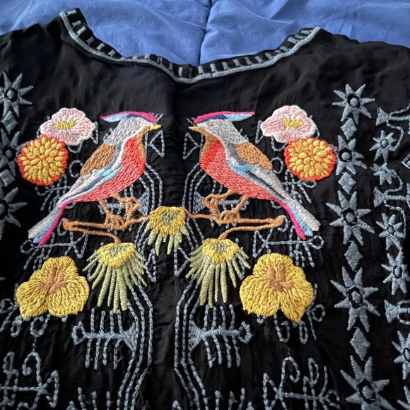 Johnny Was black heavily embroidered LS top birds RARE - Picture 14 of 16
